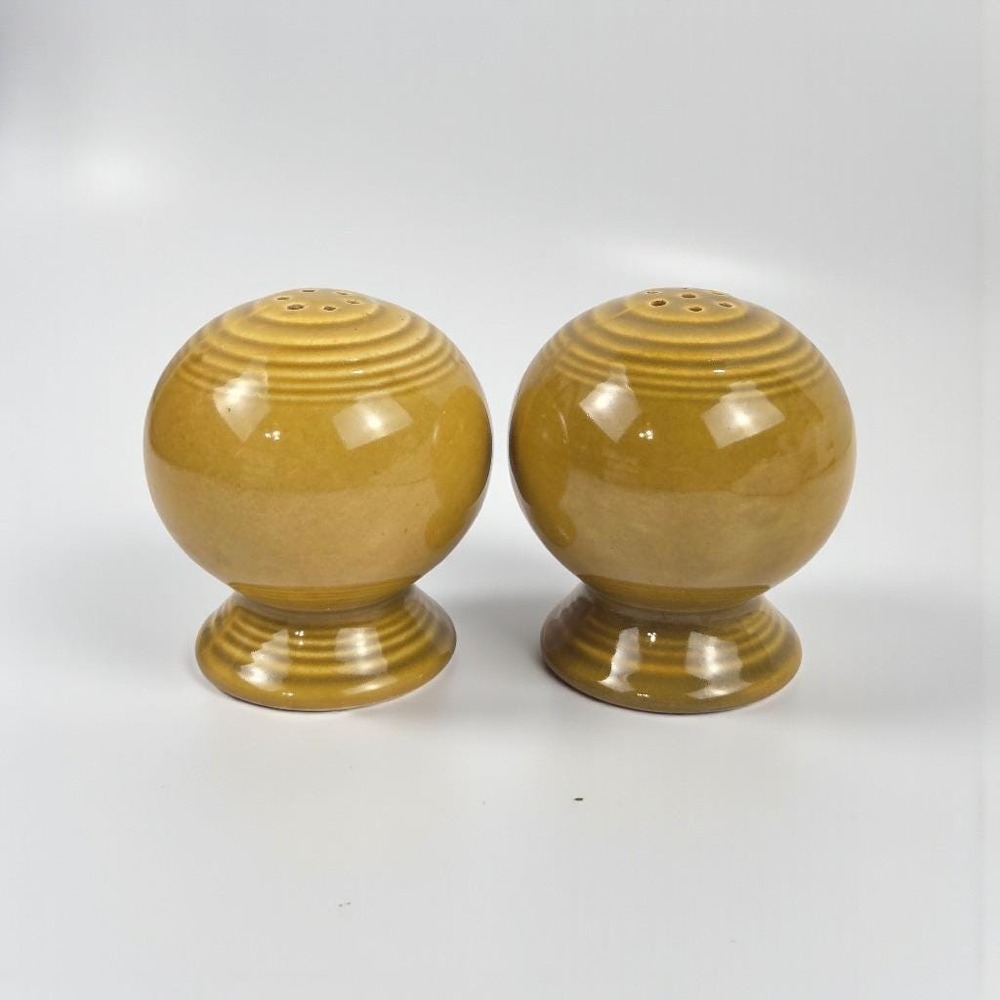 Vtg Fiesta Ironstone Antique Gold Salt‎ & Pepper Shakers 1967-1972 RARE!! MINT